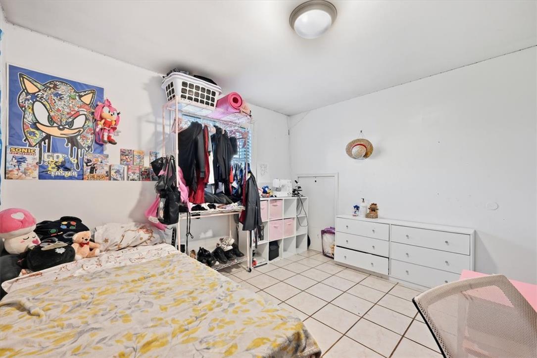 1112 Scott Street Property Photo 30