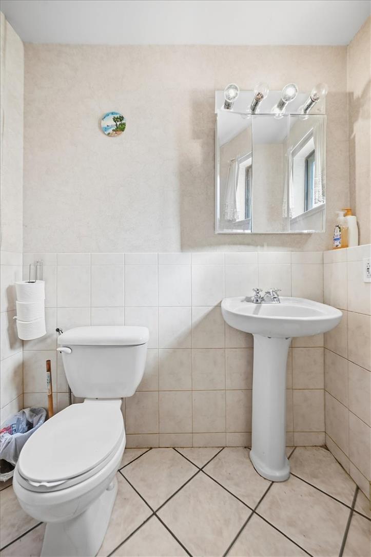 1112 Scott Street Property Photo 41