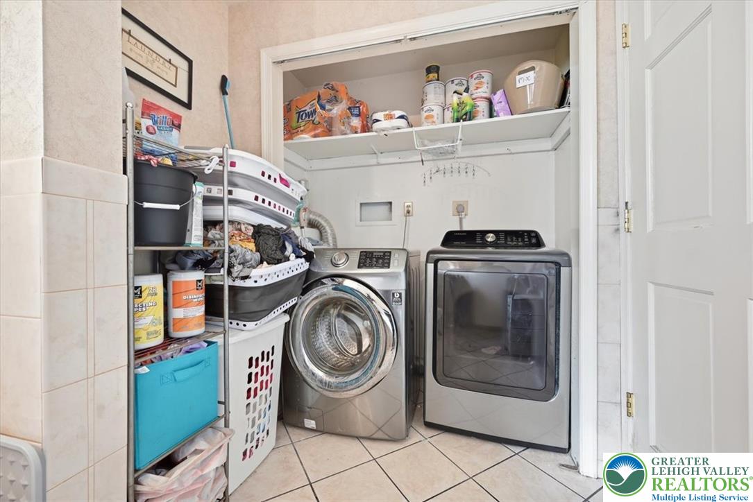 1112 Scott Street Property Photo 52