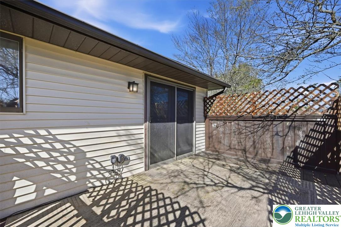 1112 Scott Street Property Photo 56
