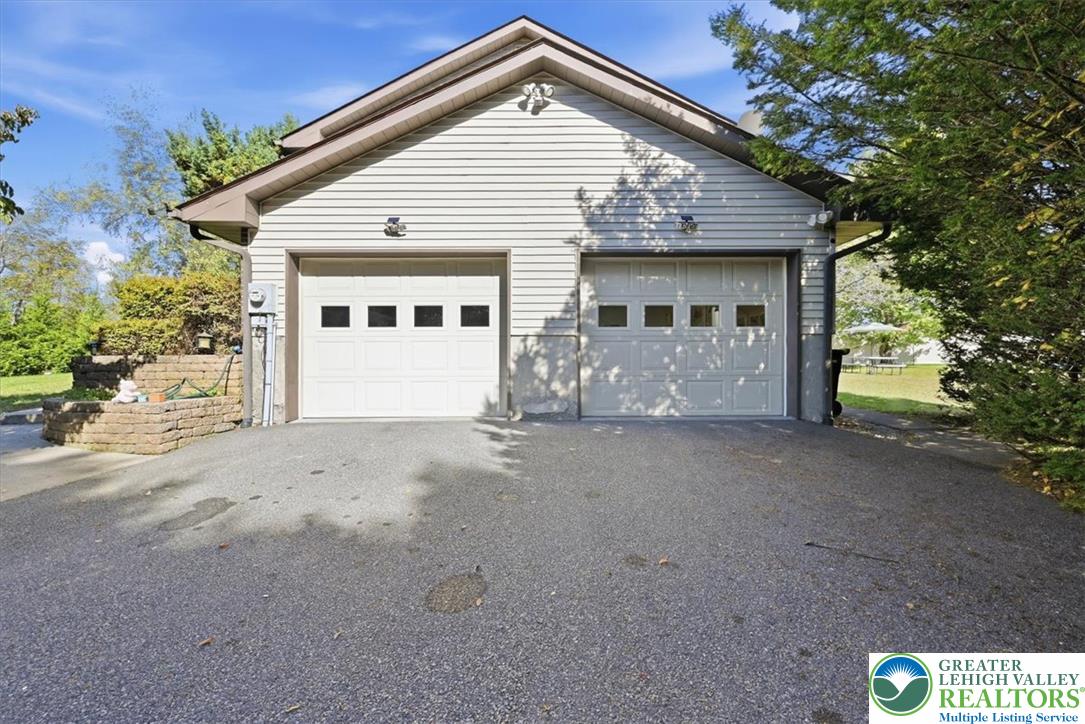 1112 Scott Street Property Photo 66