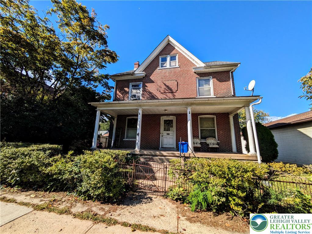 823 Broadway Property Photo 1