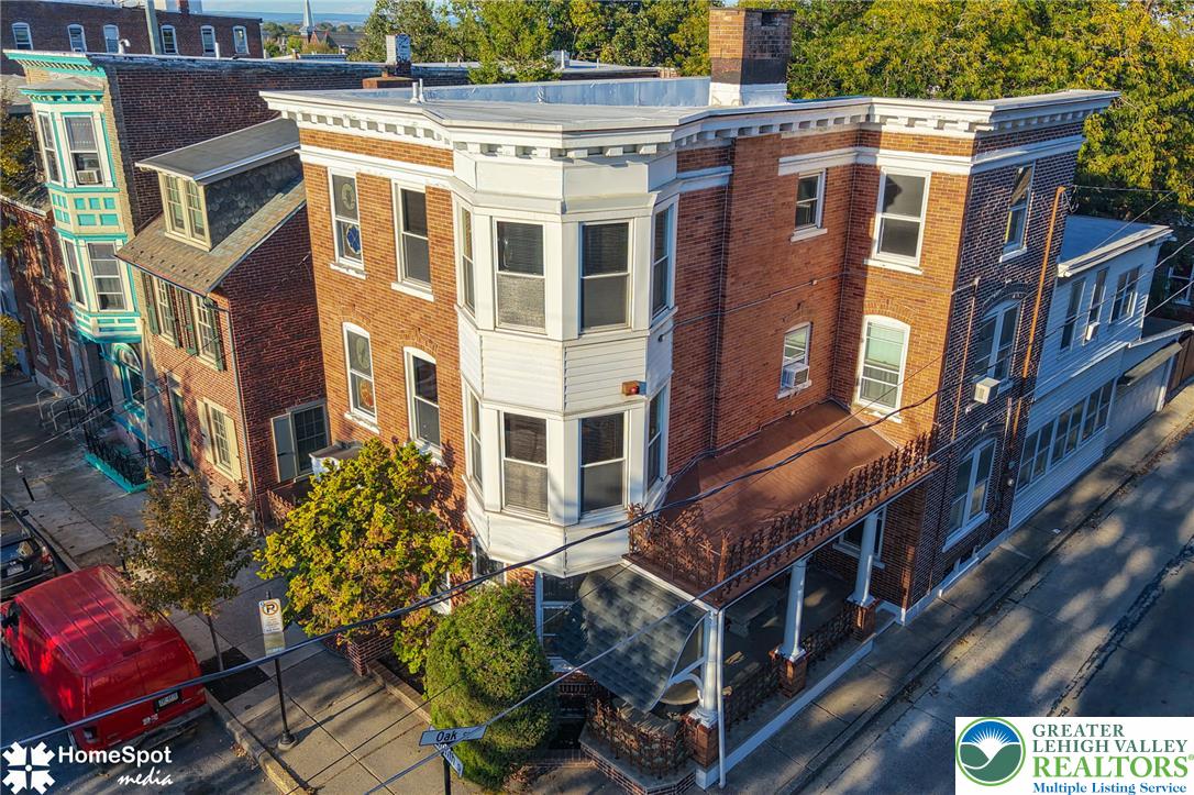 225 North 8th Street Property Photo 1