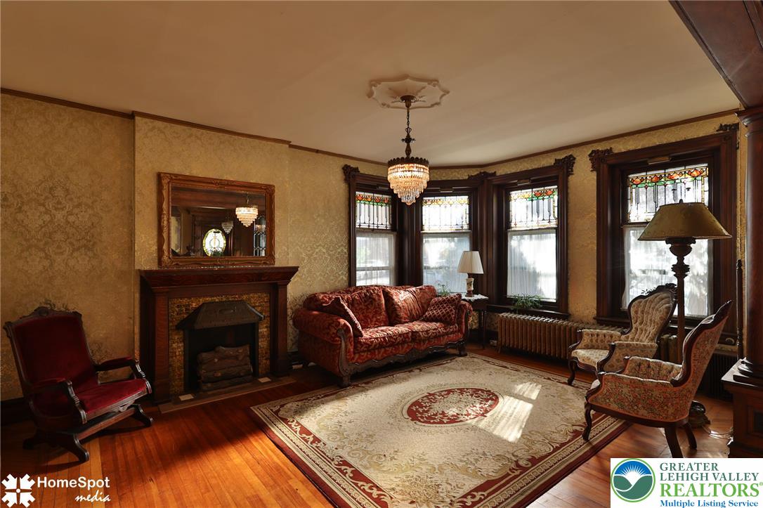 225 North 8th Street Property Photo 24