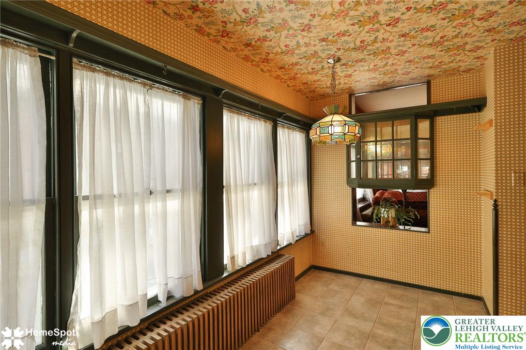 225 North 8th Street Property Photo 47