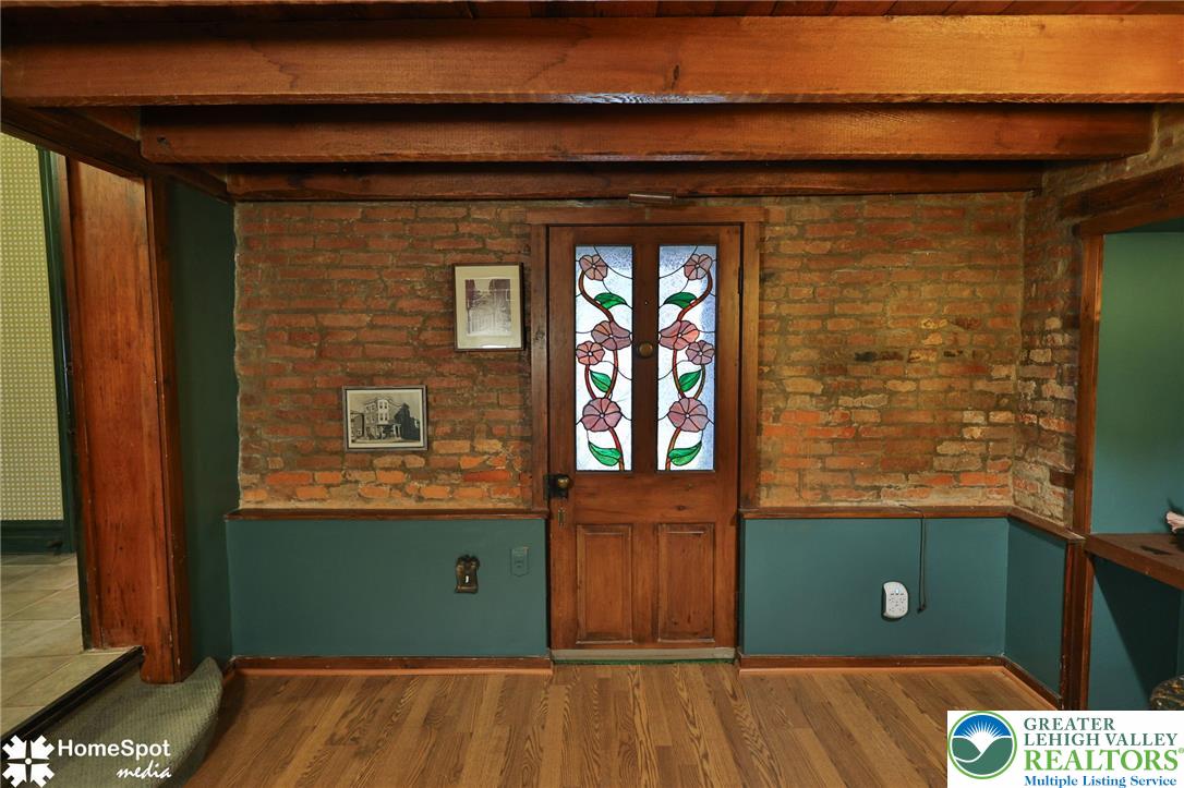 225 North 8th Street Property Photo 55