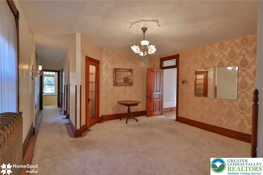 225 North 8th Street Property Photo 58
