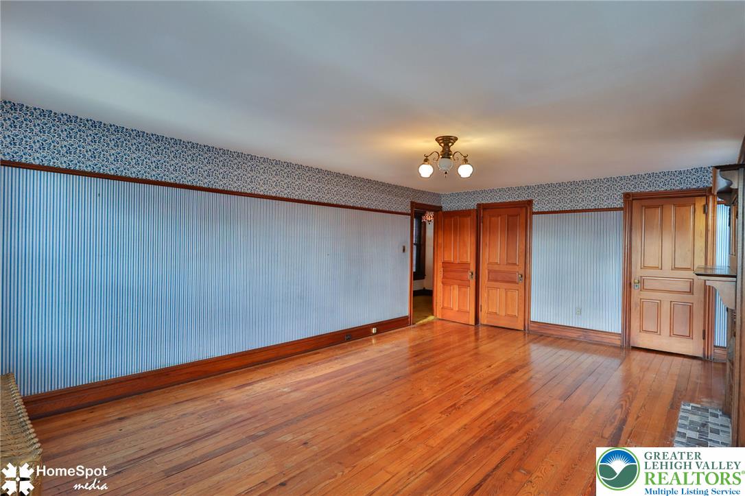225 North 8th Street Property Photo 85