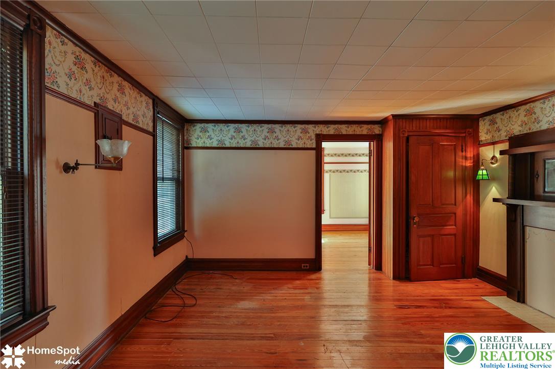 225 North 8th Street Property Photo 87