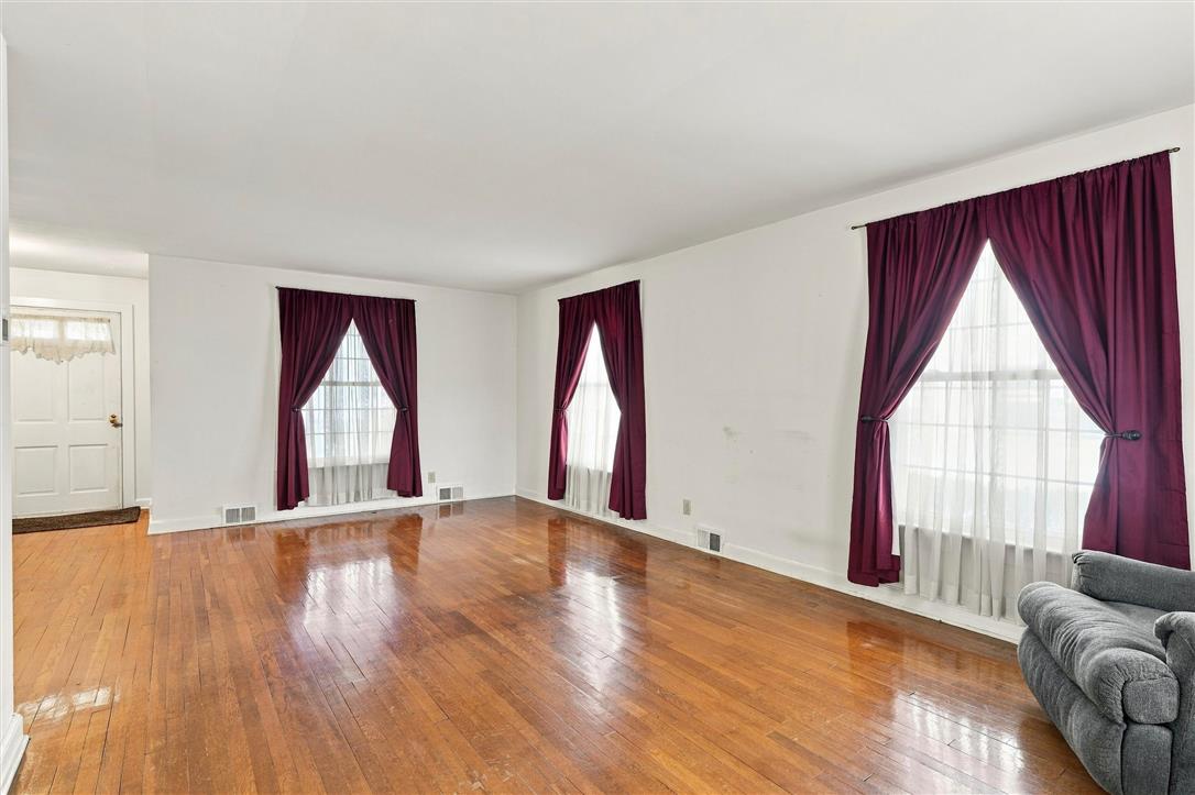 3024 Hillcrest Avenue Property Photo 6