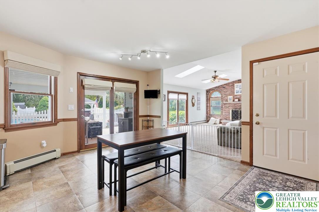 2101 Schroettner Circle Property Photo 18