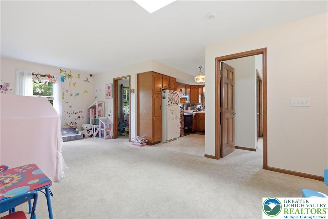 2101 Schroettner Circle Property Photo 29