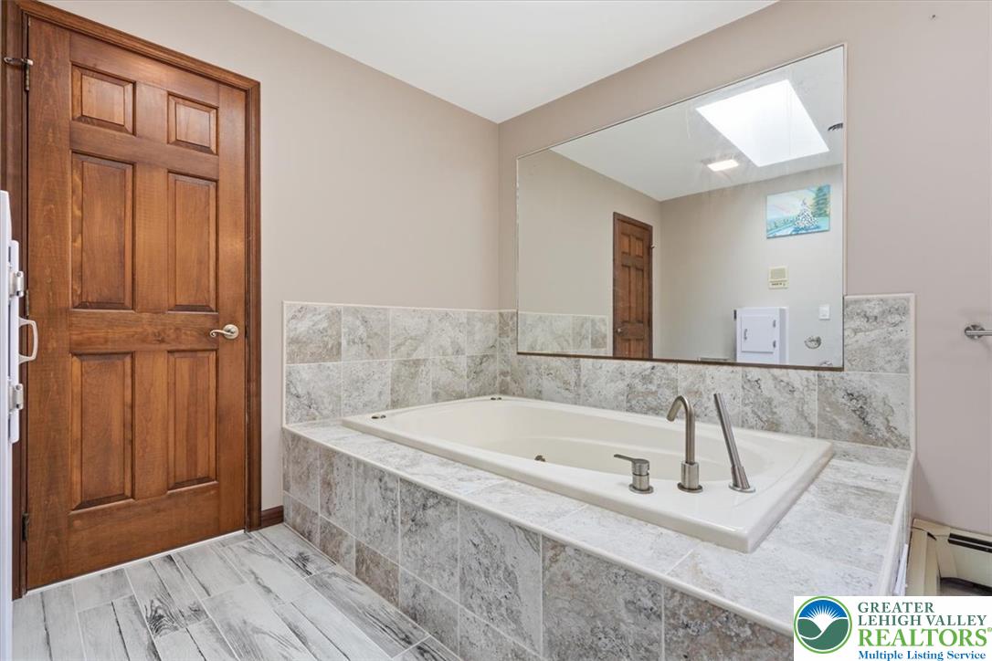 2101 Schroettner Circle Property Photo 39