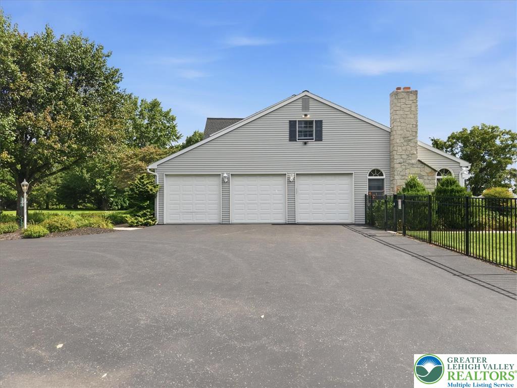 2101 Schroettner Circle Property Photo 43