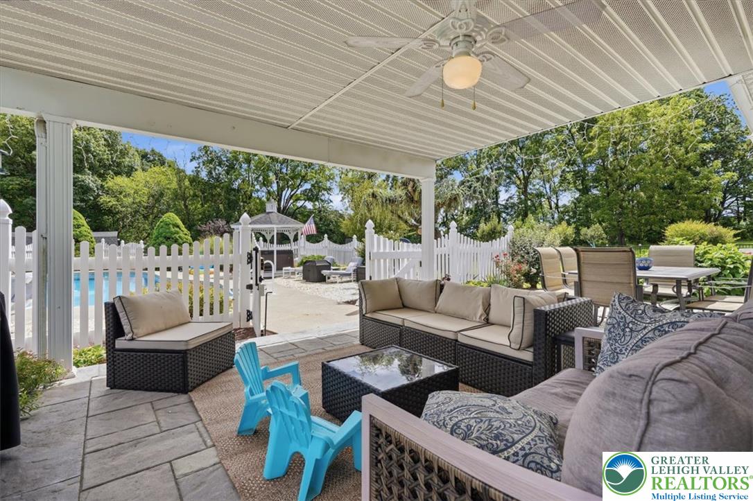 2101 Schroettner Circle Property Photo 47