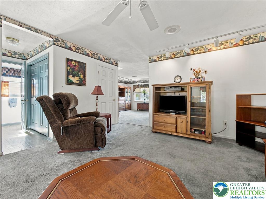 119 Brookfield Drive Property Photo 6