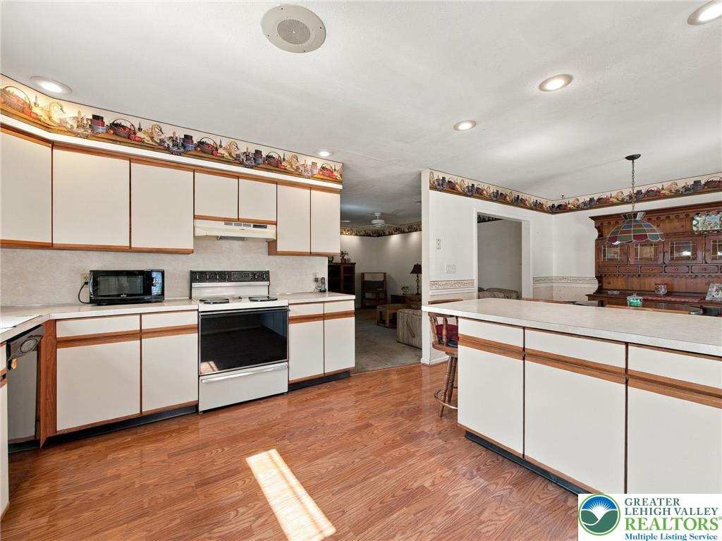 119 Brookfield Drive Property Photo 10