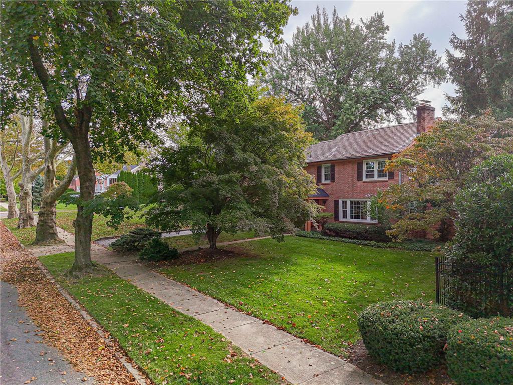 2814 West Liberty Street Property Photo 4