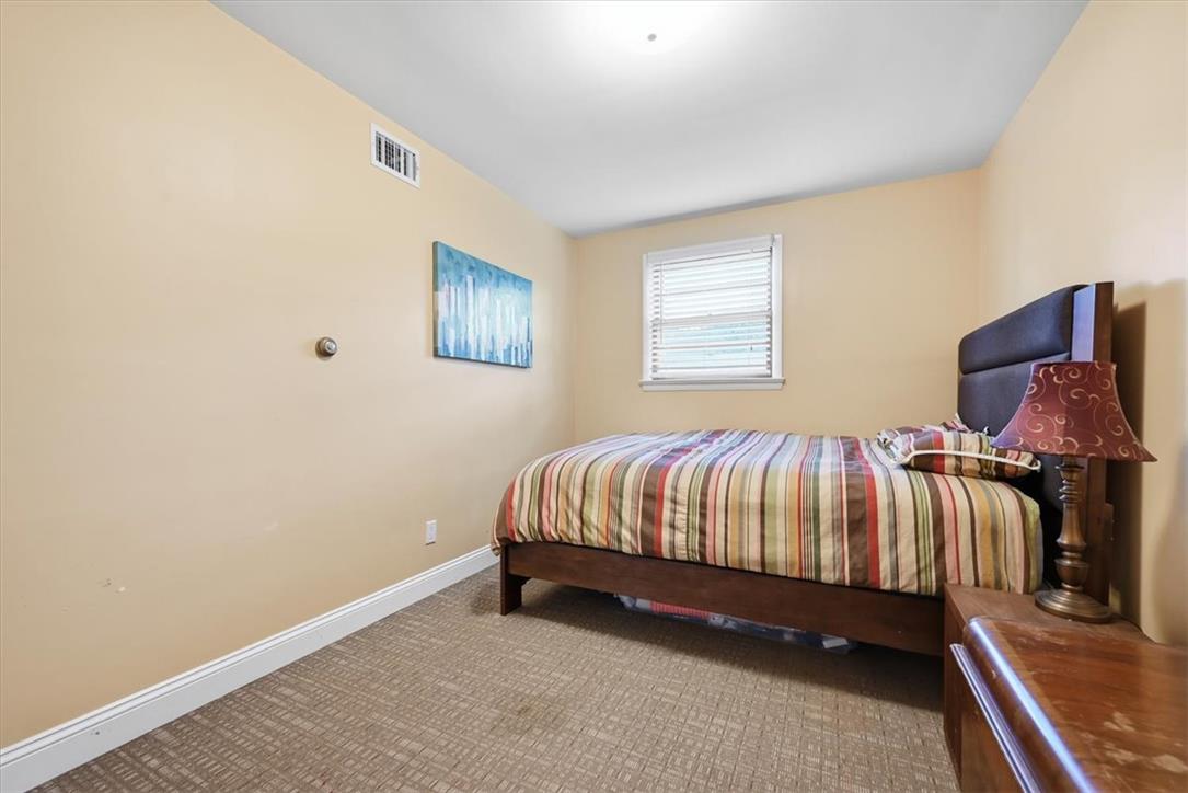 1537 Winthrop Avenue Property Photo 37
