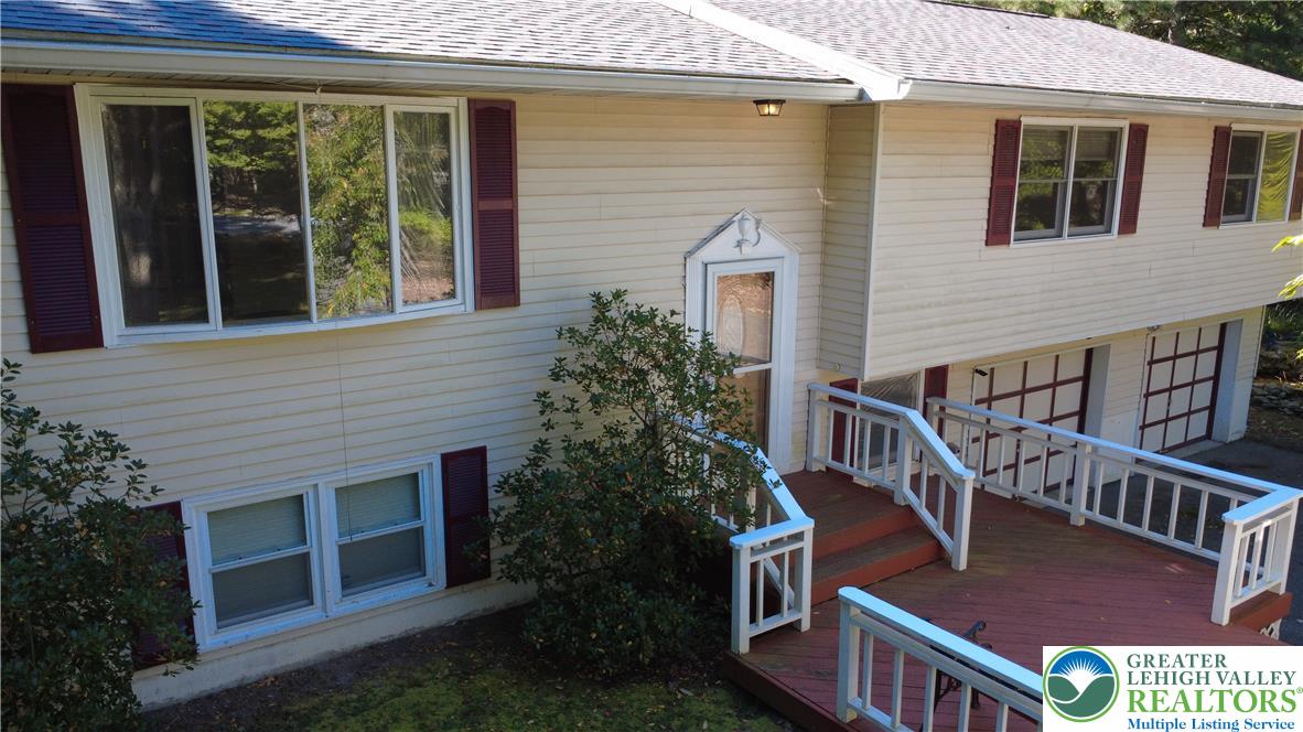 224 Tree Top Terrace Property Photo 2