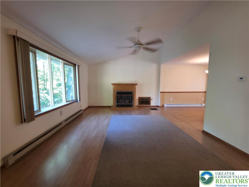 224 Tree Top Terrace Property Photo 4