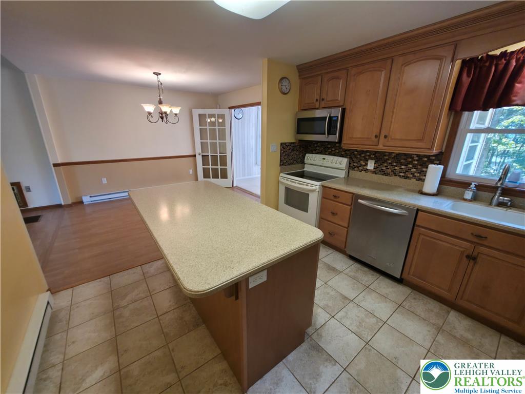 224 Tree Top Terrace Property Photo 8