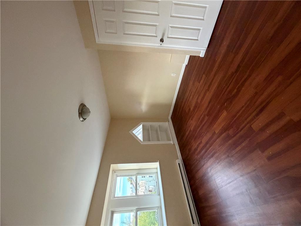 944 West Liberty Street 3 Property Photo 7