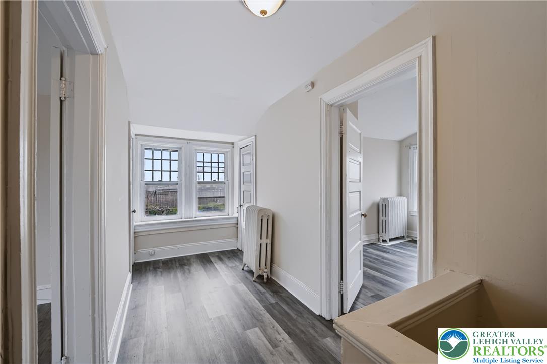 1110 Bushkill Street Property Photo 10