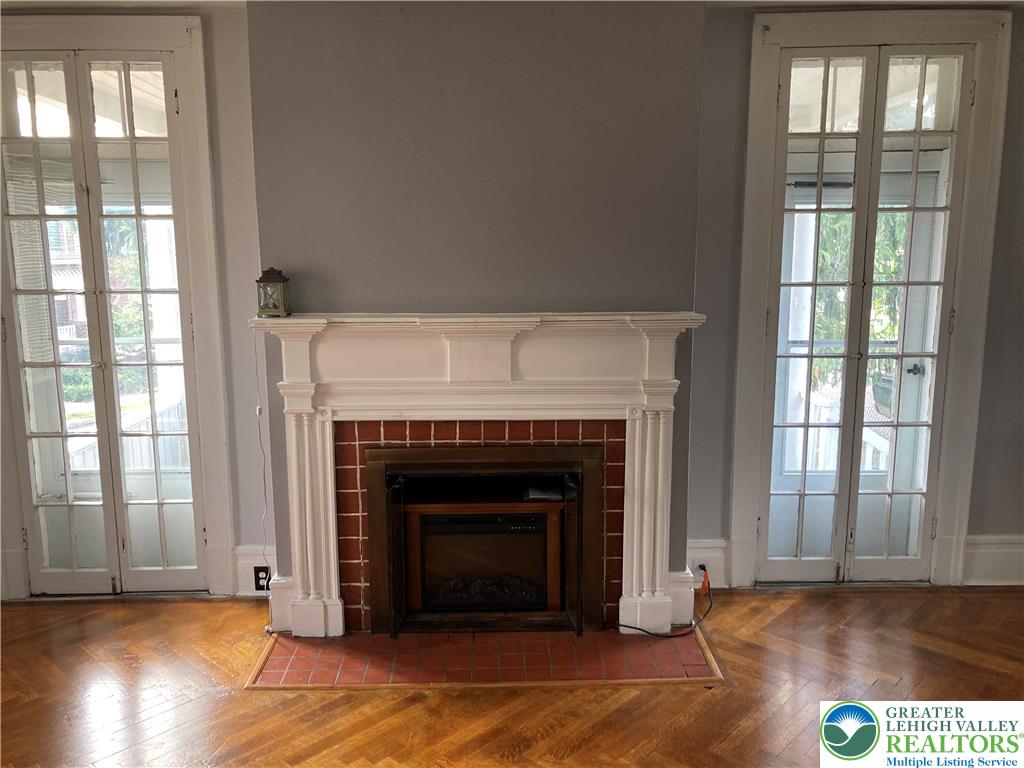 1110 Bushkill Street Property Photo 16
