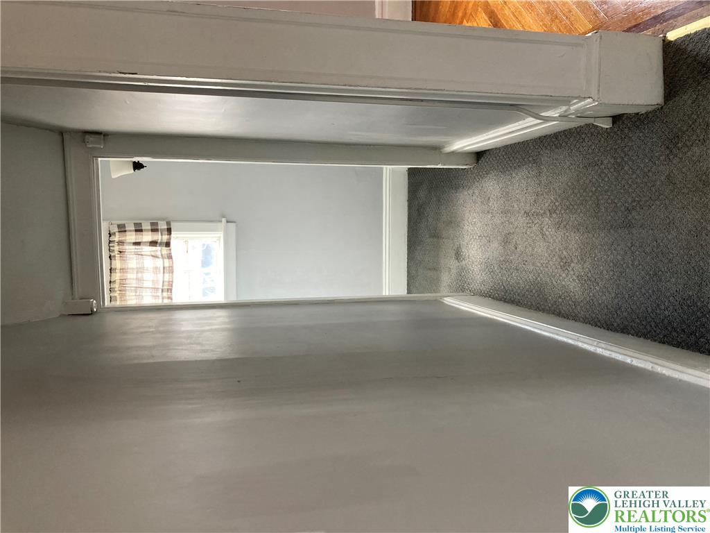 1110 Bushkill Street Property Photo 18