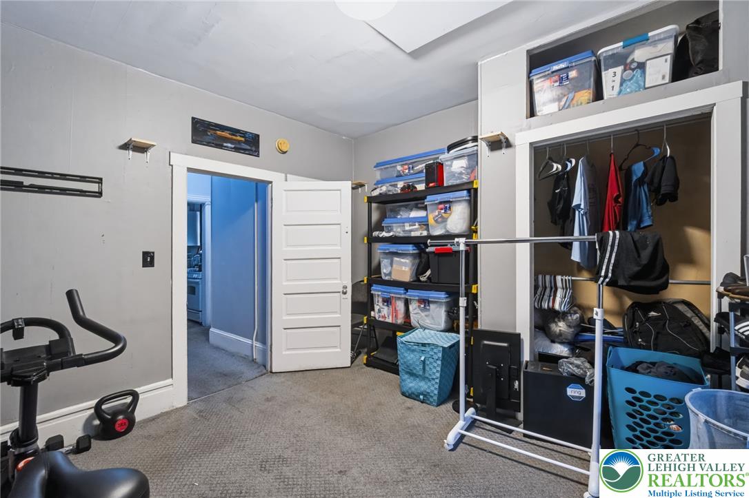1110 Bushkill Street Property Photo 20