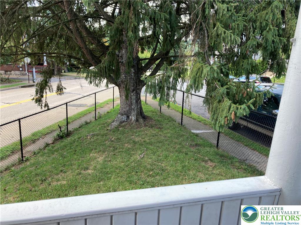 1110 Bushkill Street Property Photo 28