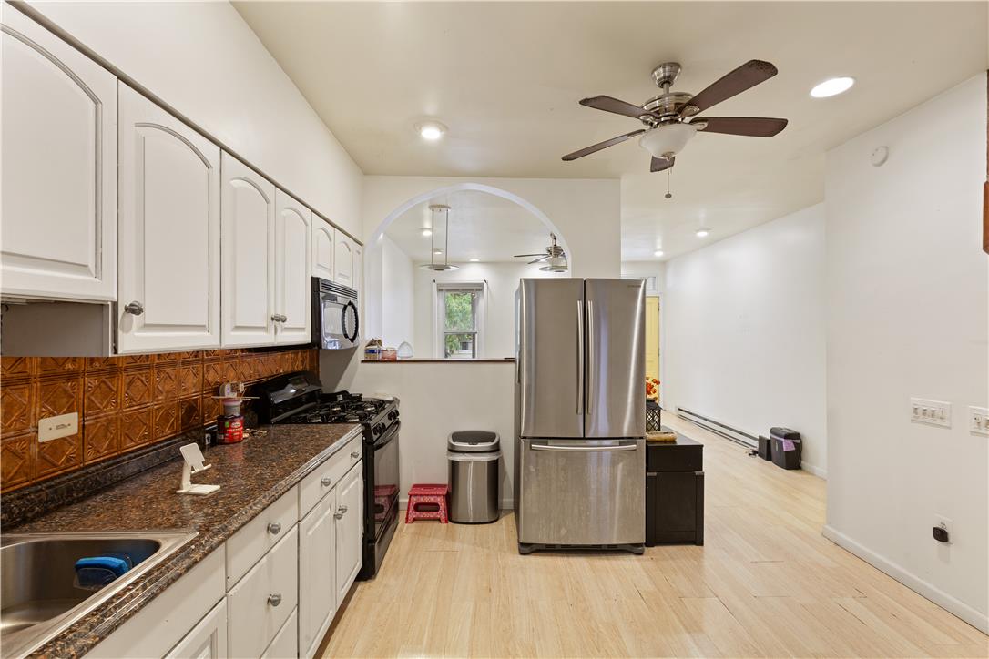 946 Jackson Street Property Photo 10