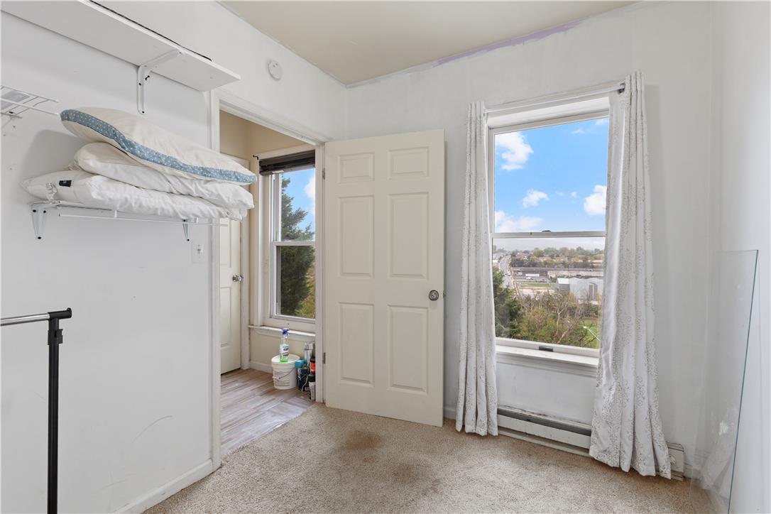 946 Jackson Street Property Photo 17