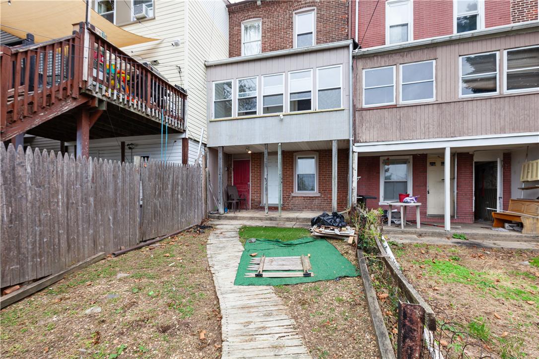 946 Jackson Street Property Photo 26