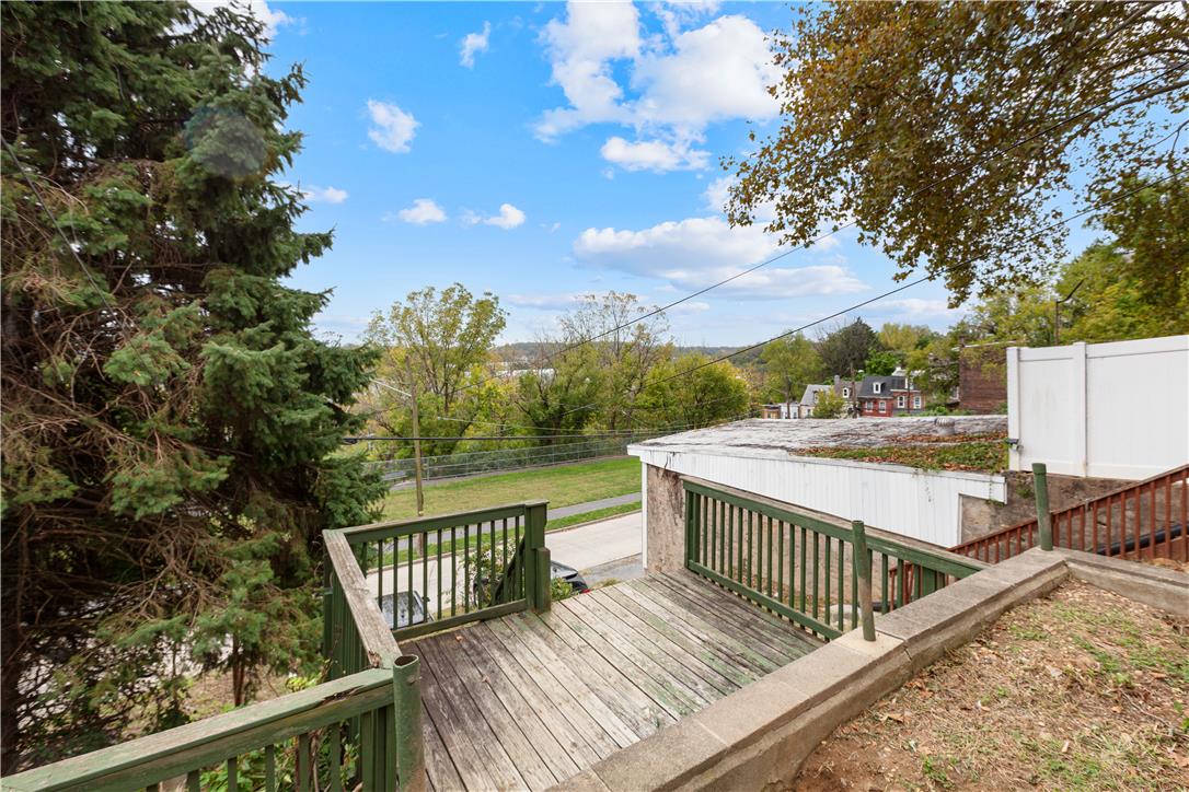 946 Jackson Street Property Photo 28