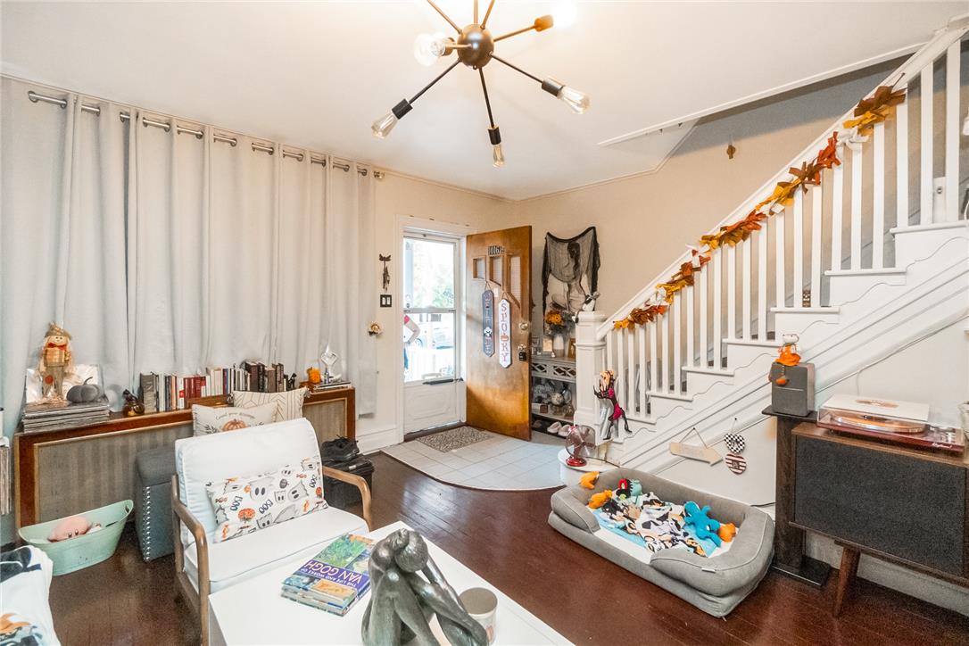 1016 Spring Garden Street Property Photo 5