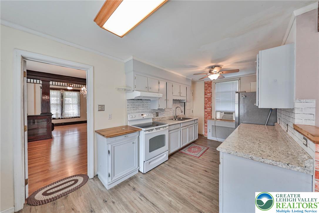 30 Cherry Street Property Photo 16