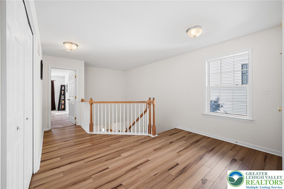 1537 Crest Park Court Property Photo 14