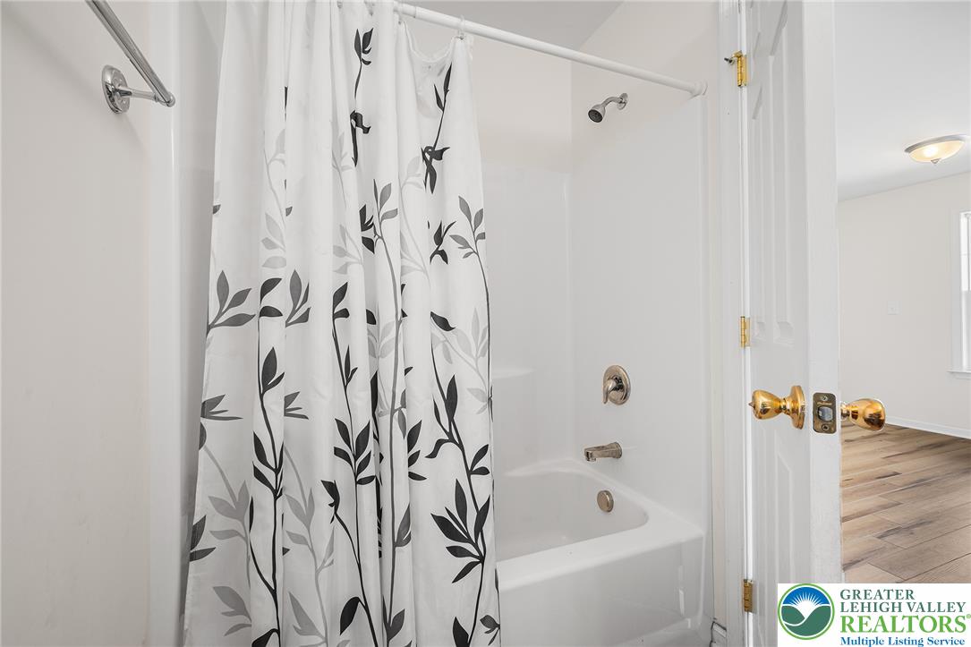 1537 Crest Park Court Property Photo 24