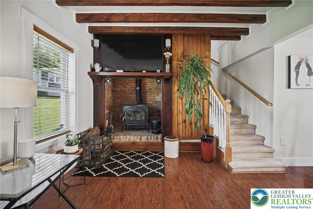 1440 Spring Valley Road Property Photo 9