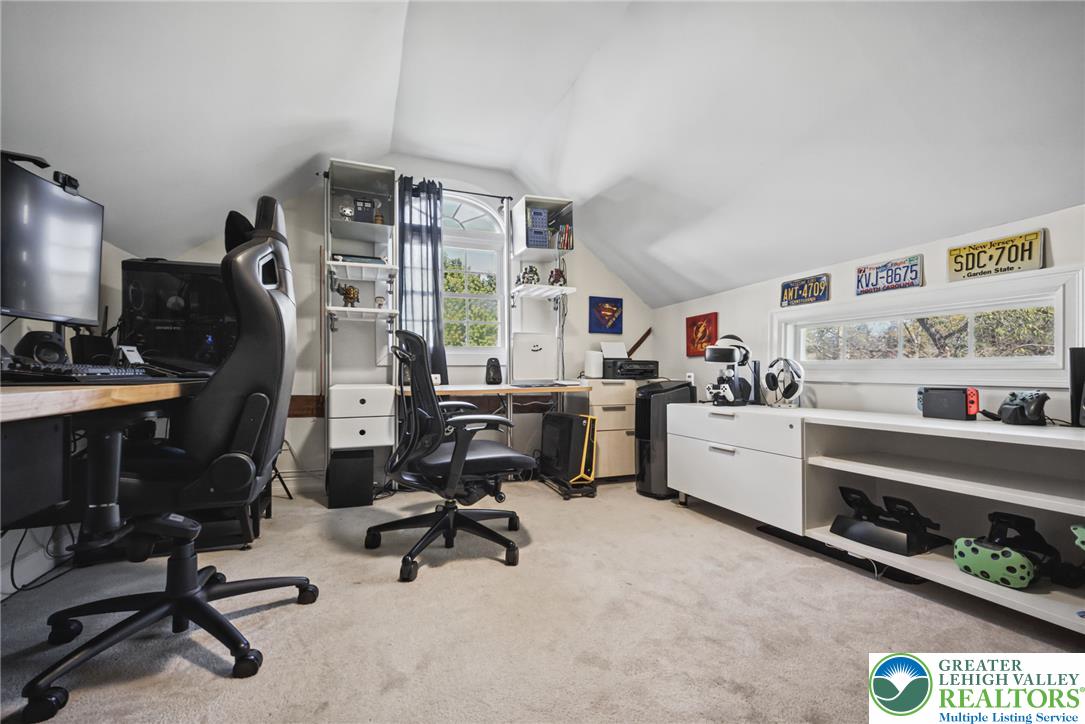 1440 Spring Valley Road Property Photo 24