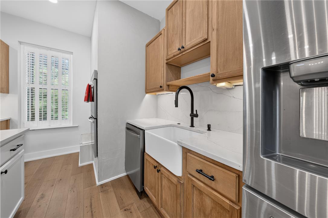 319 27th Street Property Photo 21