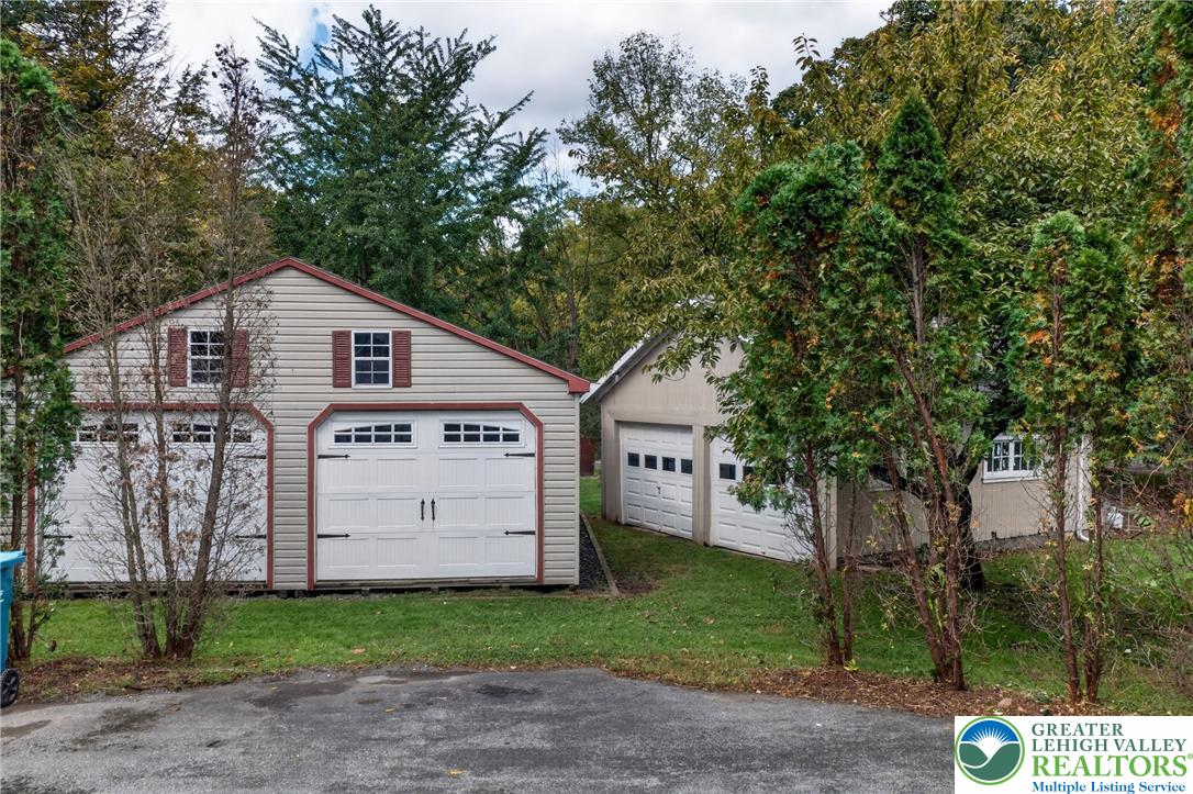 319 27th Street Property Photo 54