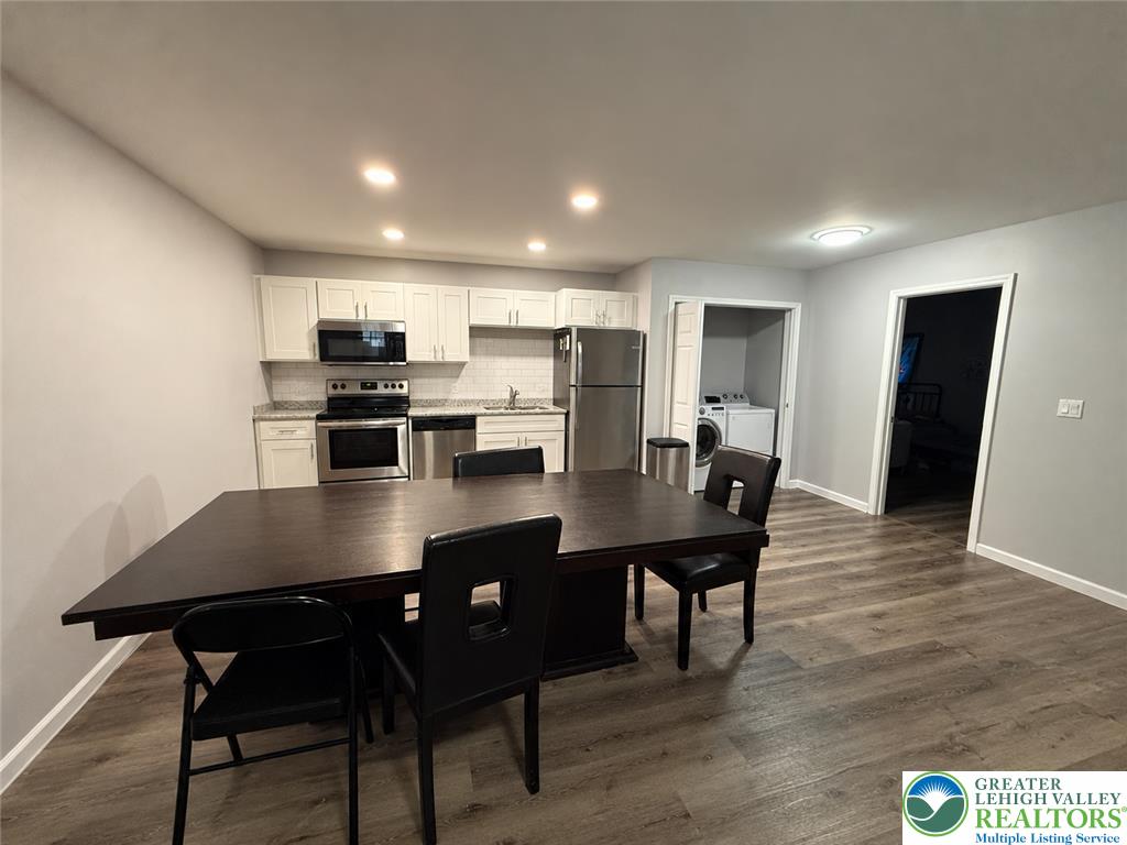 654 Pennsylvania Avenue Property Photo 4