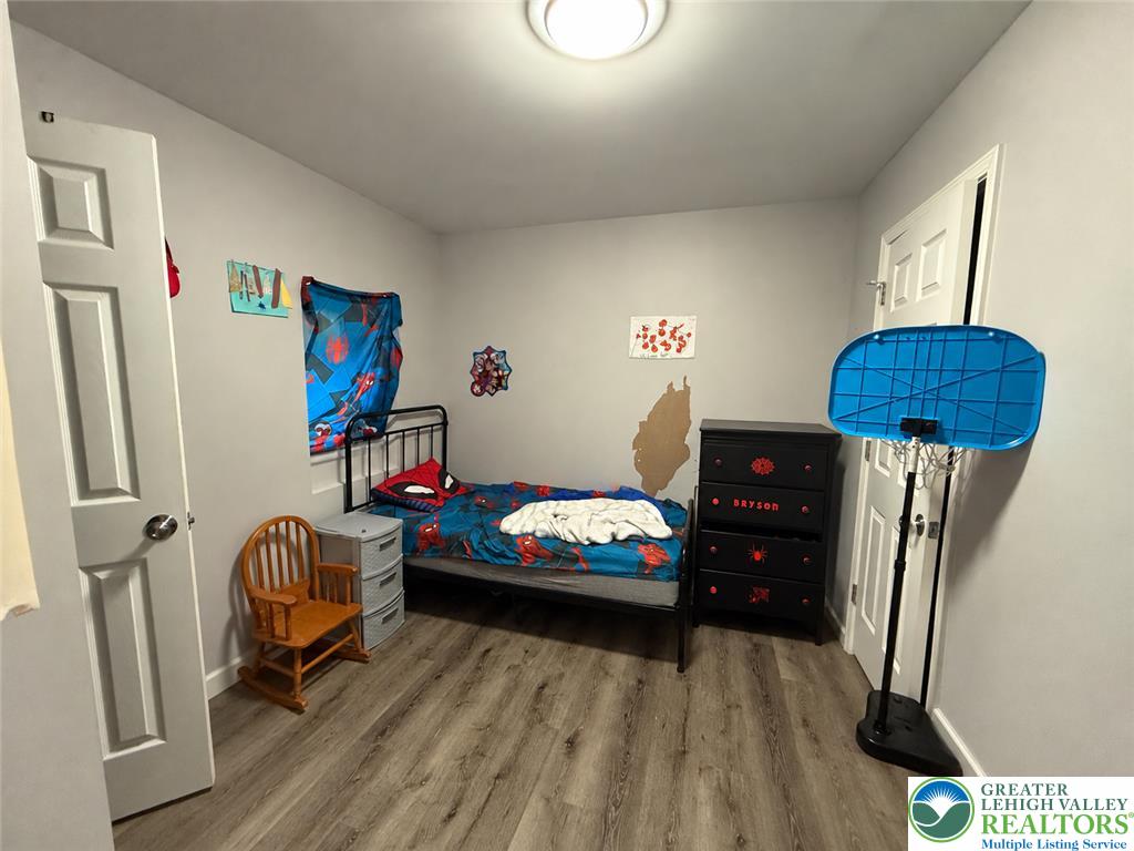 654 Pennsylvania Avenue Property Photo 8