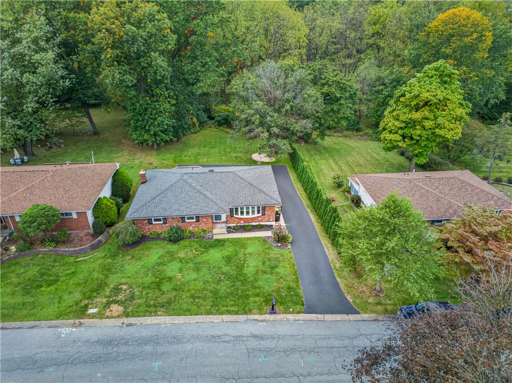 3943 Kenrick Drive Property Photo 3