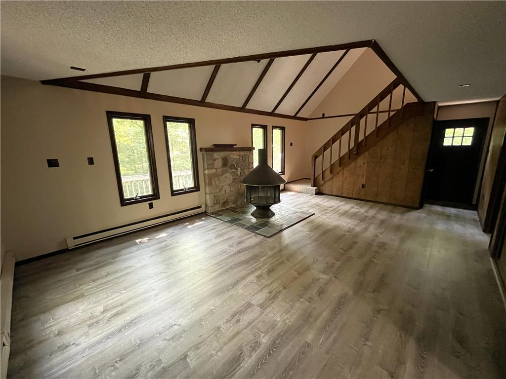 68 Recreation Drive Property Photo 14