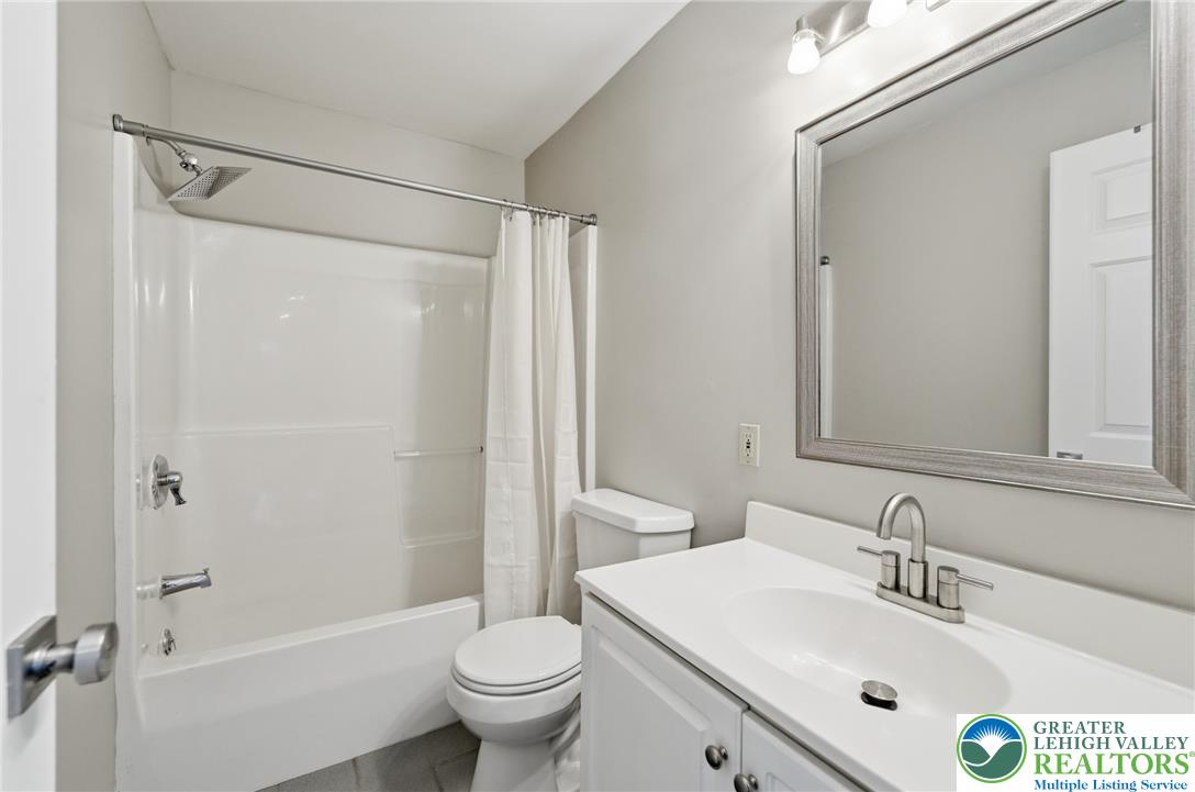 4870 Matts Drive Property Photo 26