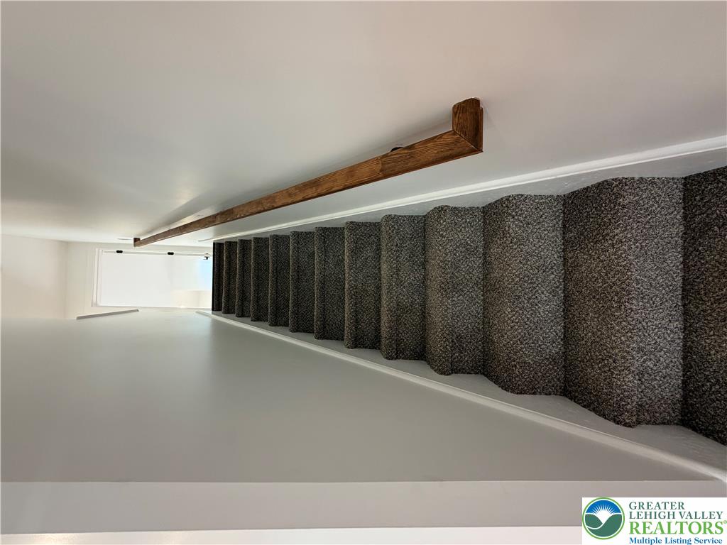 509 Centre Street Property Photo 13